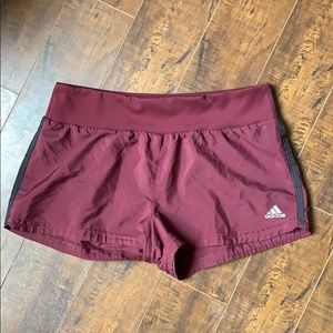 ADIDAS MAROON RUNNING SHORTS